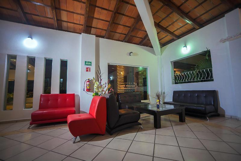 Splash Inn Nuevo Vallarta & Parque Acuatico ภายนอก รูปภาพ